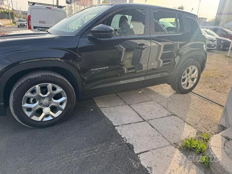 Usata Jeep Avenger 101 CV (74 kW) 2023 Nero SUV