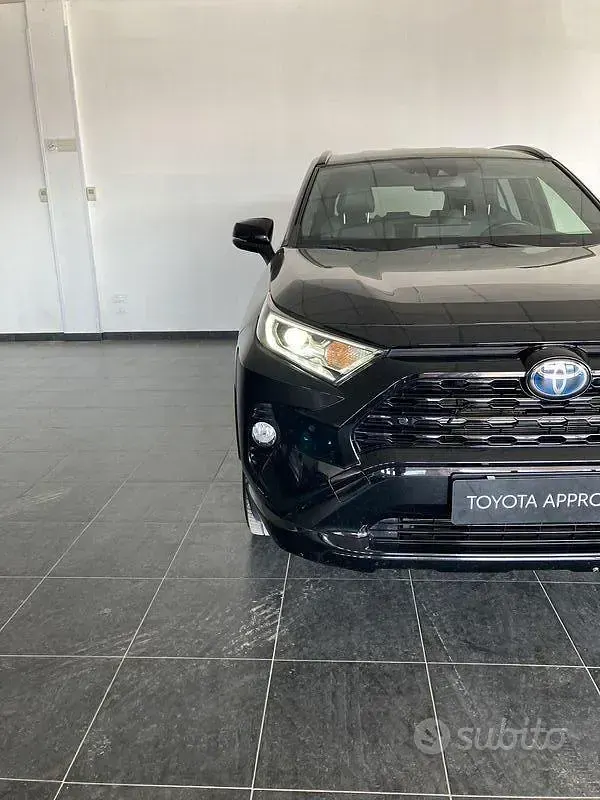 Usata Toyota RAV4 Hybrid Edition 218 CV (160 kW) 2022 Nero SUV