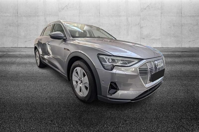 Usata Audi e-tron 158 kW (215 CV) 2022 Grigio SUV
