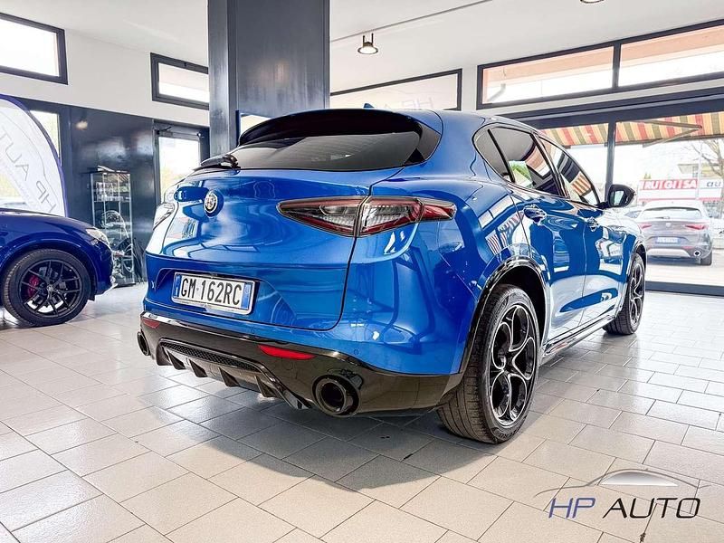 Usata Alfa Romeo Stelvio Veloce 209 CV (153 kW) 2023 Blu misano SUV