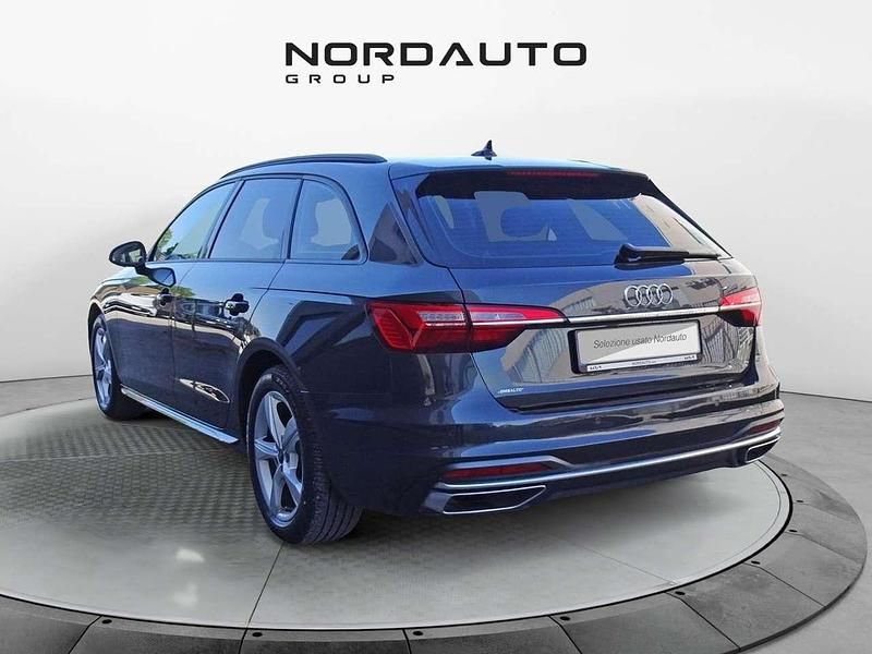 Usata Audi A4 Advanced 150 CV (110 kW) 2022 Grigio Station wagon
