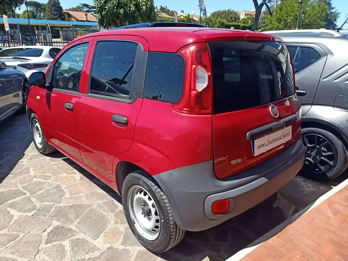Usata Fiat Panda 75 CV (55 kW) 2015 Rosso Utilitaria