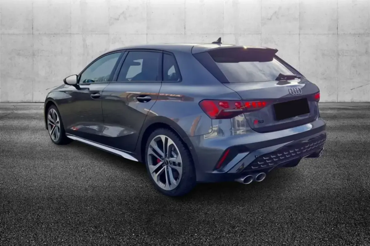 Usata Audi S3 333 CV (244 kW) 2025 Grigio Berlina
