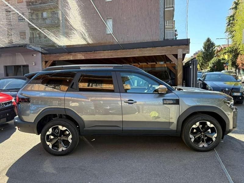 Nuova Dacia Bigster Extreme 132 CV (97 kW) 2026 Grigio SUV