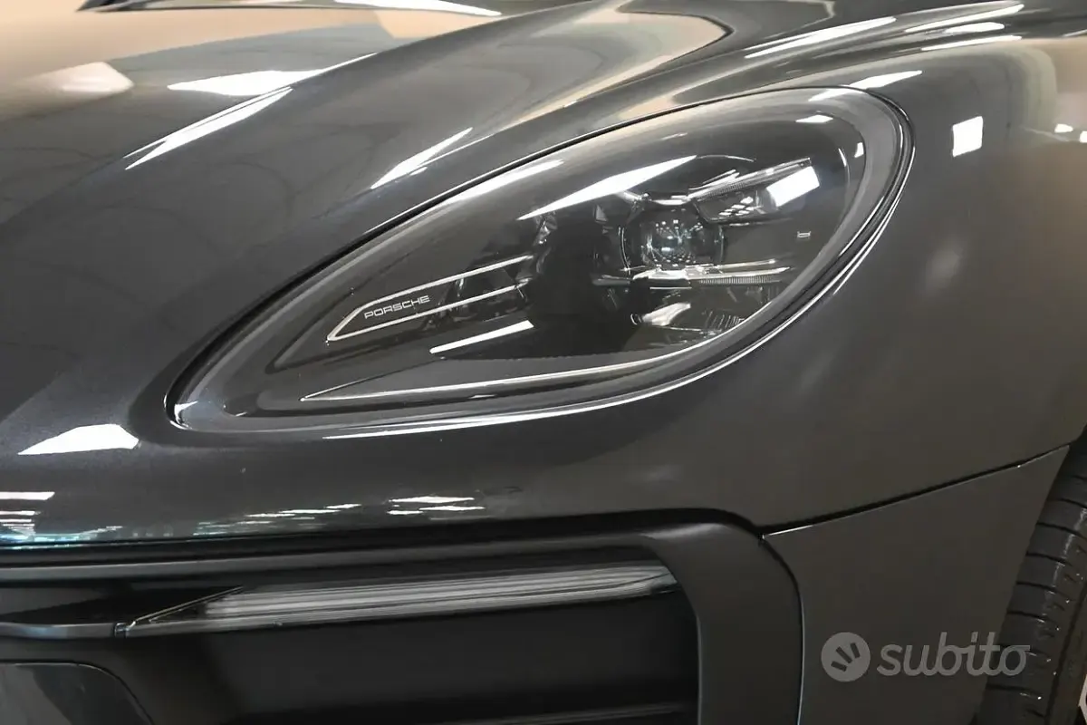 Usata Porsche Macan 265 CV (194 kW) 2021 Grigio SUV