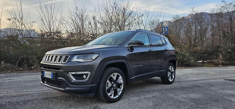 Usata Jeep Compass Limited 170 CV (125 kW) 2020 Grigio SUV