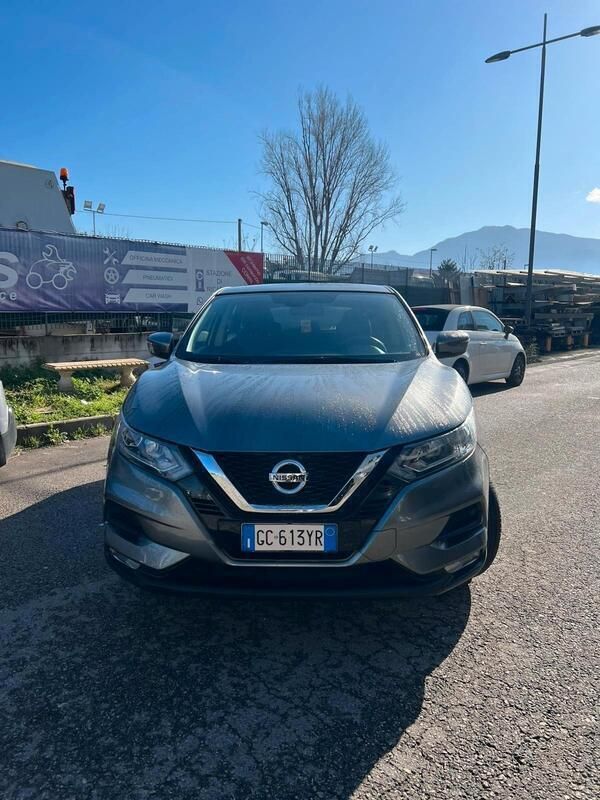 Usata Nissan Qashqai 149 CV (109 kW) 2020 Grigio SUV
