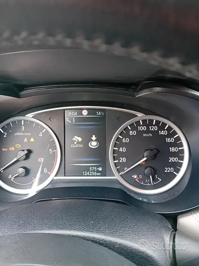 Gebraucht Nissan Micra 90 PS (66 kW) 2018 Schwarz Kleinwagen