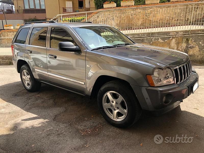 Usata Jeep Grand Cherokee 218 CV (160 kW) 2006 Grigio SUV