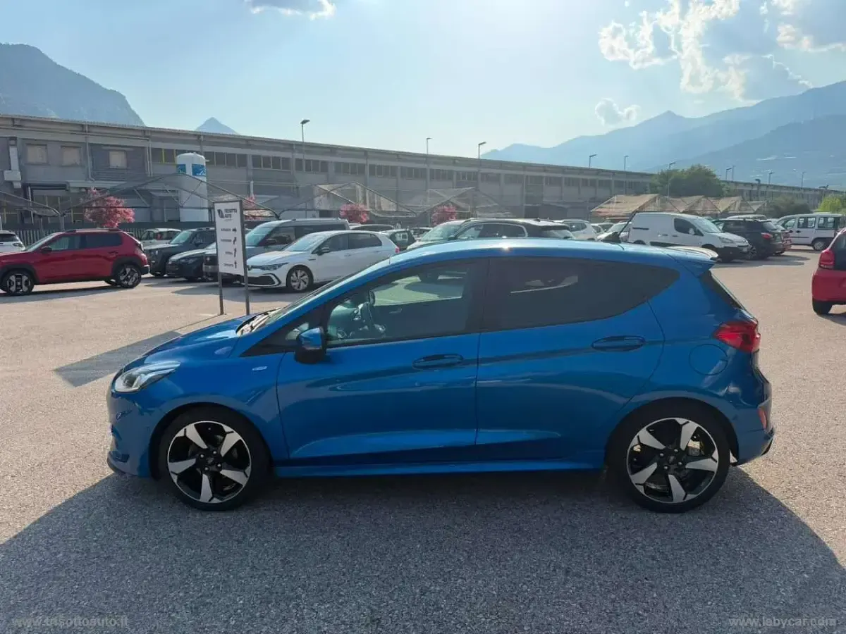 Usata Ford Fiesta ST-Line 95 CV (69 kW) 2020 Blu/azzurro Utilitaria