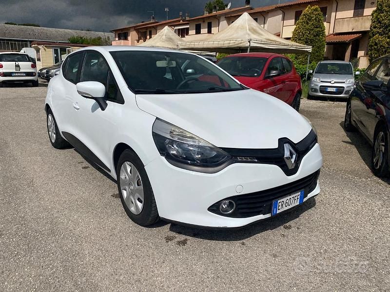 Usata Renault Clio IV 75 CV (55 kW) 2013 Bianco Berlina