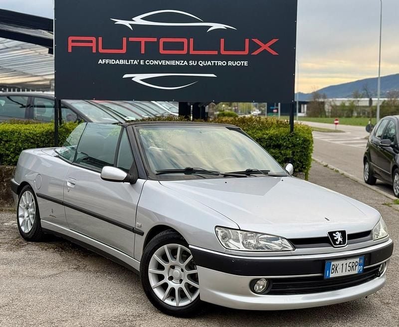 Usata Peugeot 306 Cabriolet 88 CV (64 kW) 2000 Grigio Cabrio
