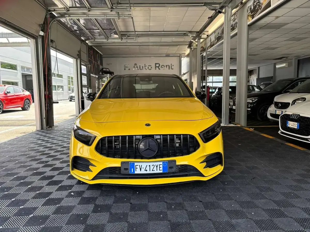 Usata Mercedes A35 AMG AMG 306 CV (225 kW) 2019 Giallo Berlina