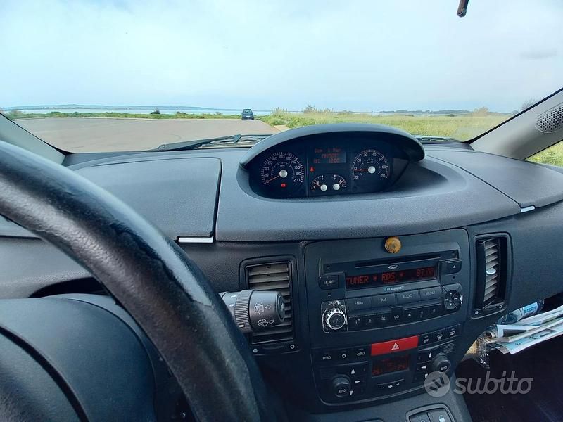 Usata Fiat Idea 2008 Grigio Monovolume