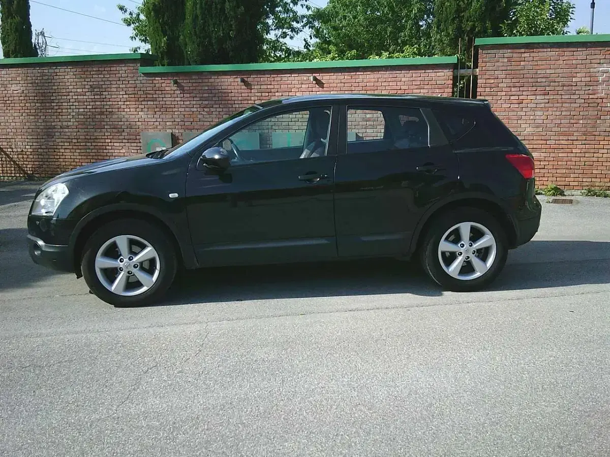 Usata Nissan Qashqai Acenta 141 CV (103 kW) 2007 Nero SUV