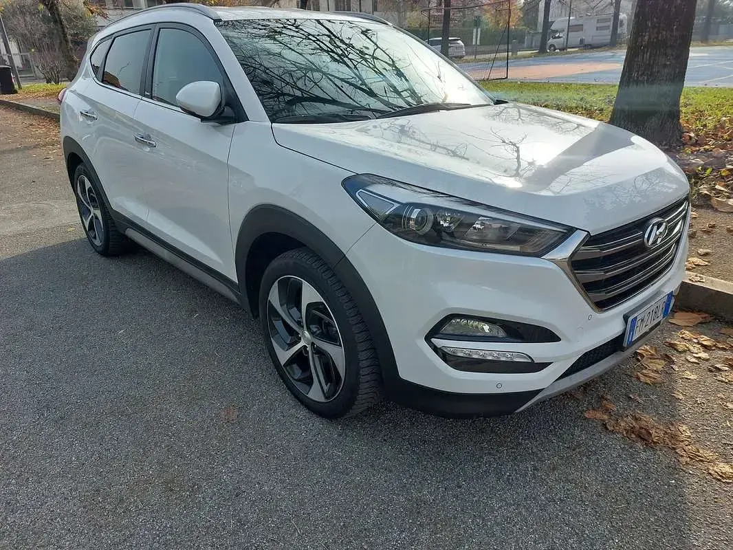 Usata Hyundai Tucson Xpossible 141 CV (103 kW) 2018 Bianco SUV