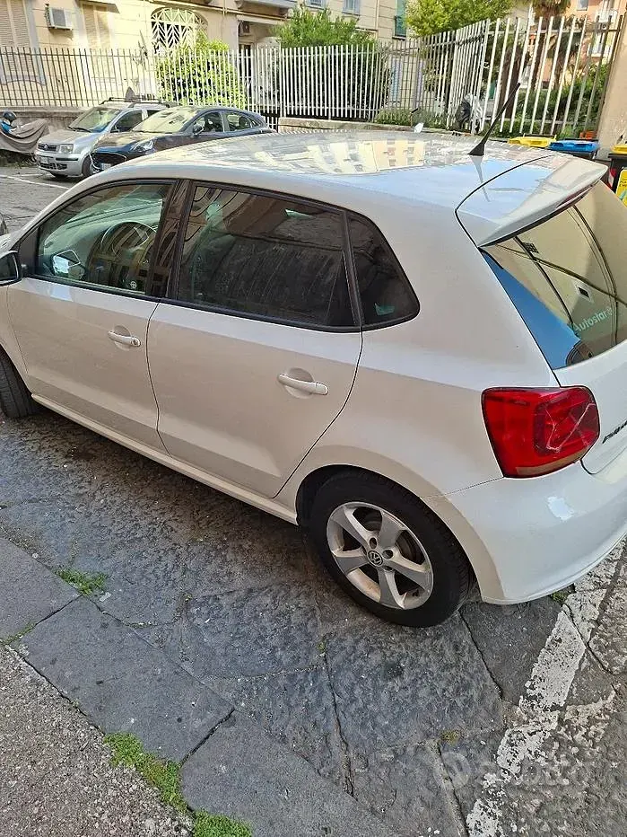 Usata VW Polo 75 CV (55 kW) 2012 Bianco Utilitaria