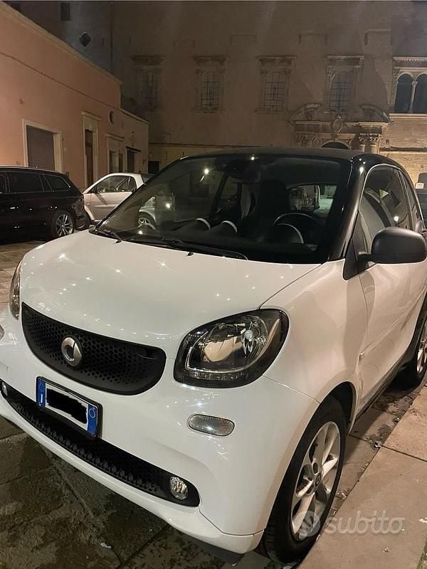 Usata Smart ForTwo Coupé 71 CV (52 kW) 2017 Bianco Coupé
