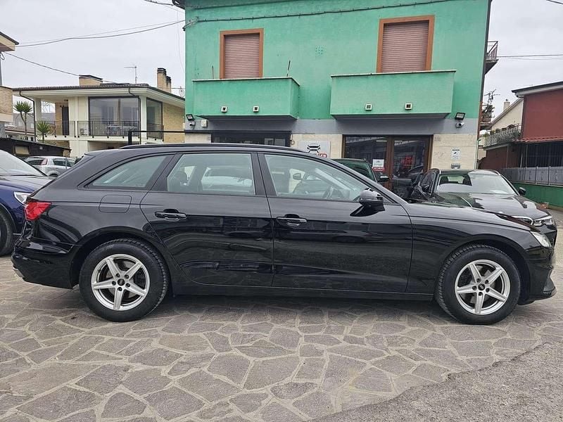 Usata Audi A4 Ambiente 163 CV (119 kW) 2022 Nero Station wagon