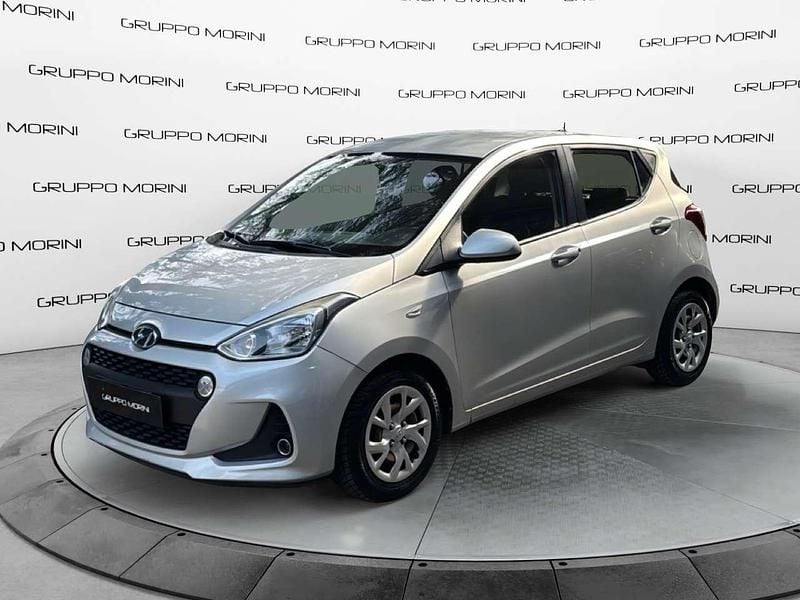 Usata Hyundai i10 Comfort 69 CV (50 kW) 2017 Argento Utilitaria