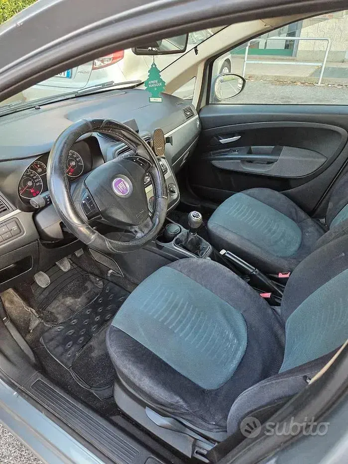 Usata Fiat Grande Punto 75 CV (55 kW) 2008 Grigio Utilitaria
