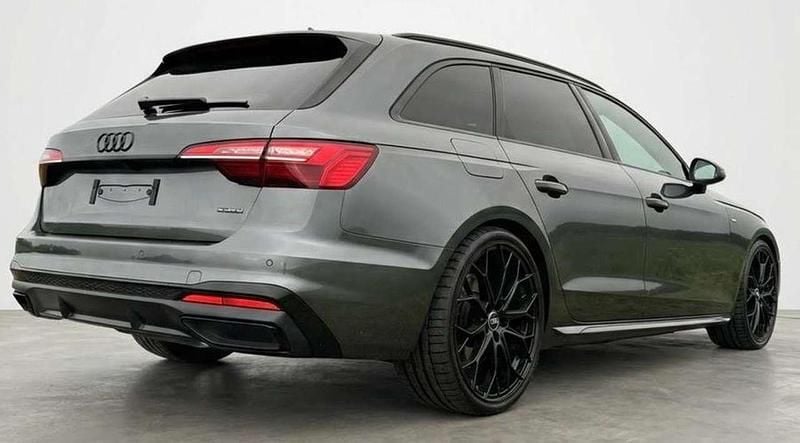 Usata Audi A4 S-Line 190 CV (139 kW) 2020 Grigio Station wagon