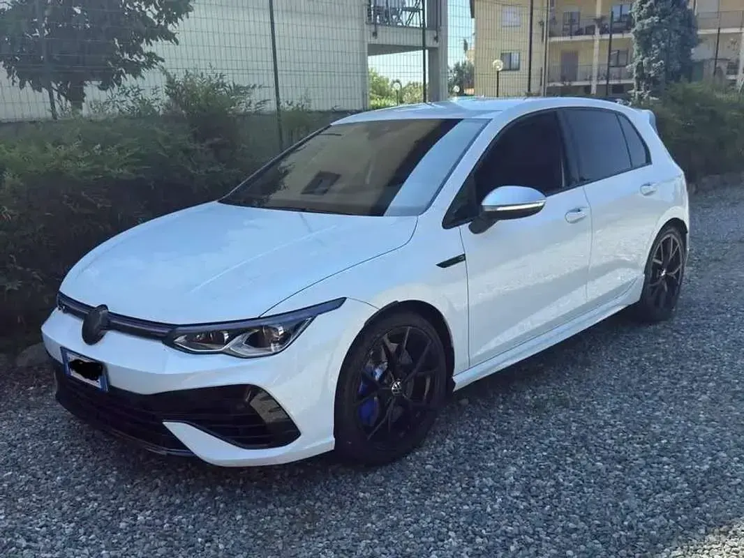 Usata VW Golf VIII R 320 CV (235 kW) 2022 Bianco Berlina