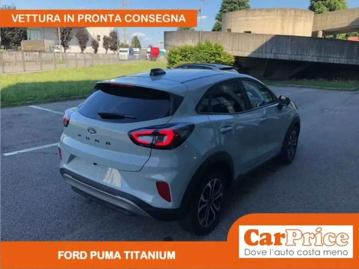 Nouă Ford Puma Titanium 125 CP (91 kW) 2025 Gri SUV