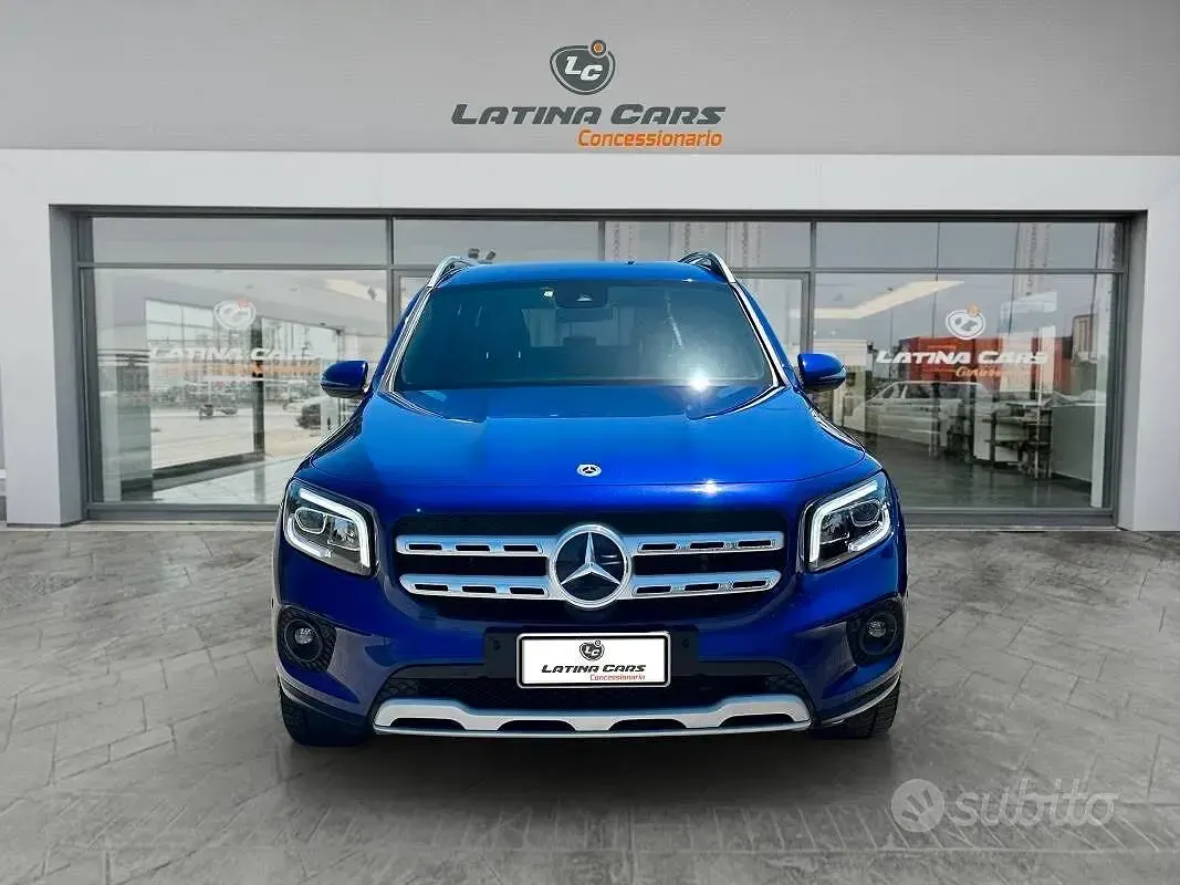Usata Mercedes GLB200 150 CV (110 kW) 2021 Blu/azzurro SUV