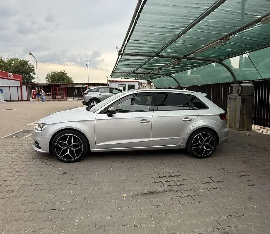 Usata Audi A3 Ambiente 122 CV (89 kW) 2013 Berlina