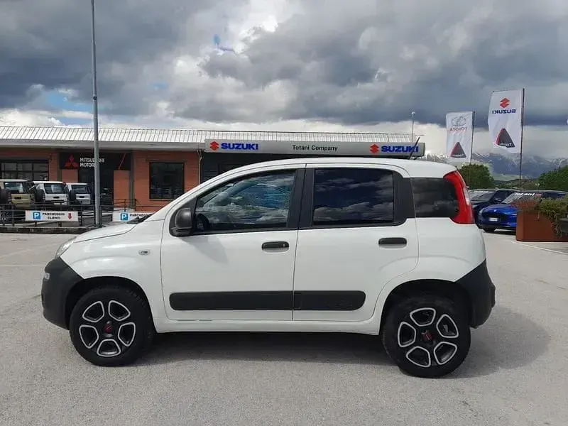 Usata Fiat Panda 4x4 Pop 86 CV (63 kW) 2021 Bianco Utilitaria