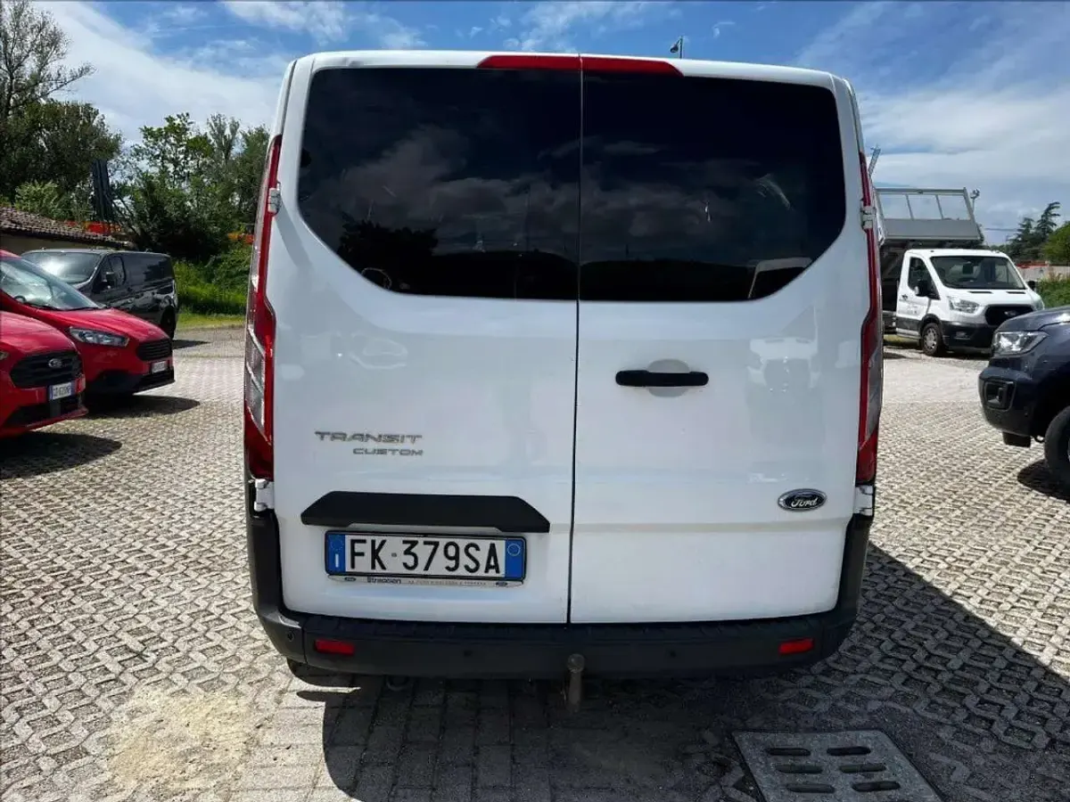 Usata Ford Transit Custom Trend 131 CV (96 kW) 2017 Bianco pastello Station wagon