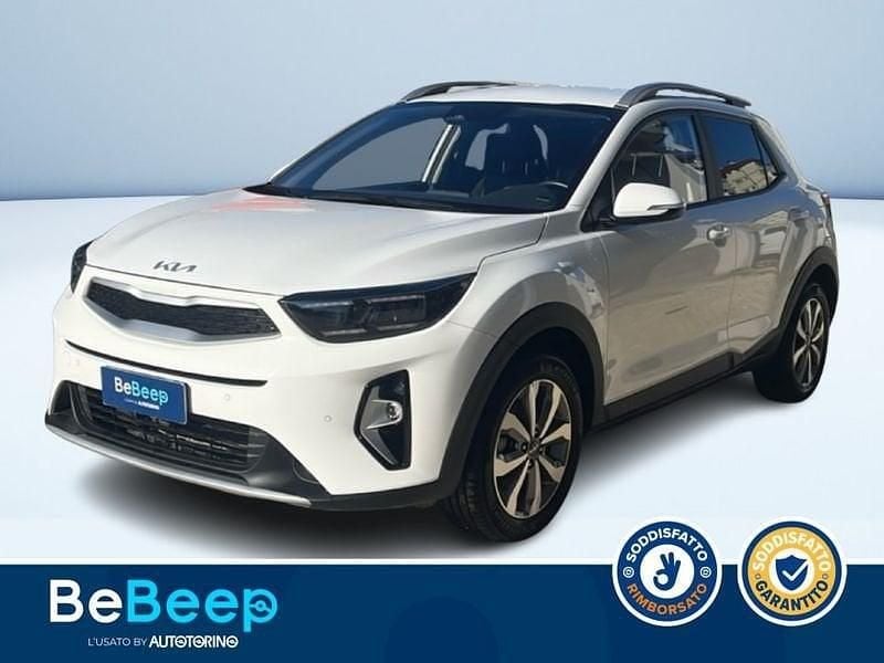 Bianco Usata 2025 Kia Stonic Style SUV | 16.900 € (Buon prezzo) - Immagine 1/3