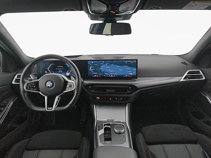 Usata BMW 320e M Sport 190 CV (139 kW) 2024 Grigio Station wagon