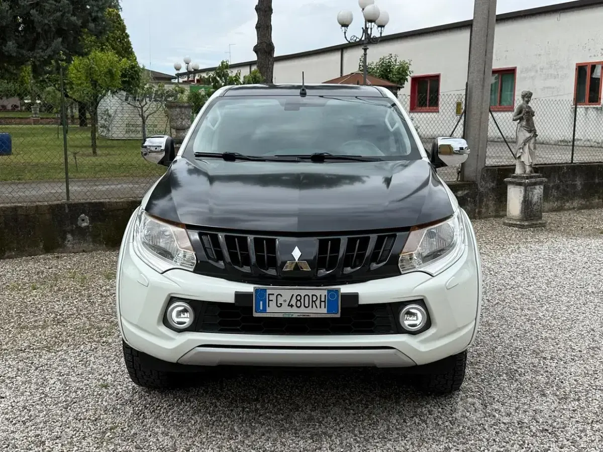 Occasion Mitsubishi L200 Intense 181 PK (133 kW) 2017 Wit Pickup