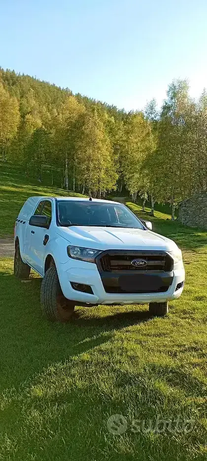 Usata Ford T 160 CV (117 kW) 2026 Bianco Cabrio