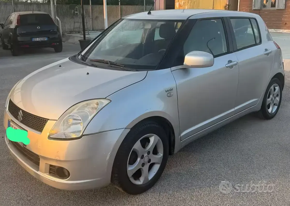 Usata Suzuki Swift 69 CV (50 kW) 2009 Grigio Utilitaria