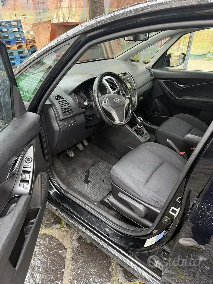 Usata Hyundai ix20 90 CV (66 kW) 2012 Nero Utilitaria