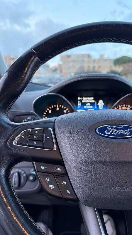 Usata Ford Kuga Vignale 150 CV (110 kW) 2018 Grigio SUV