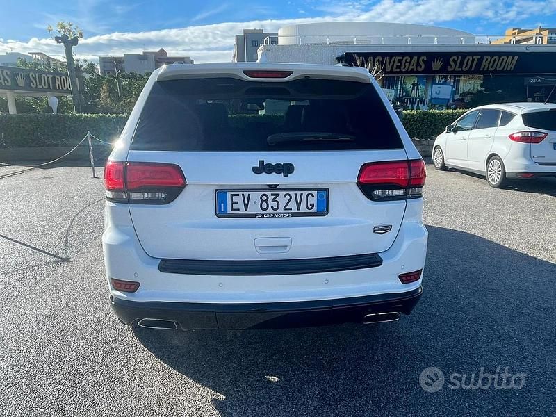 Usata Jeep Grand Cherokee Summit 250 CV (183 kW) 2014 Bianco SUV