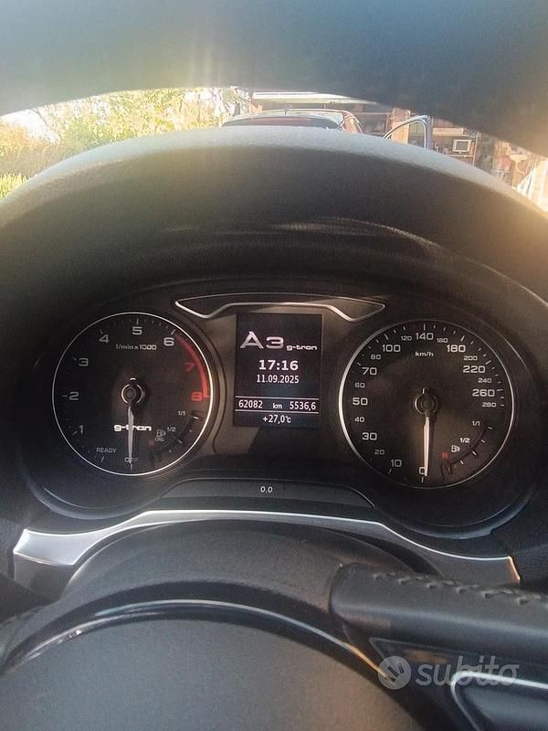 Gebraucht Audi A3 Business 110 PS (80 kW) 2018 Rot Limousine