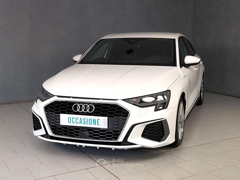 Bianco Usata 2023 Audi A3 S-Line Berlina | 22.890 € (Super prezzo) - Immagine 1/4