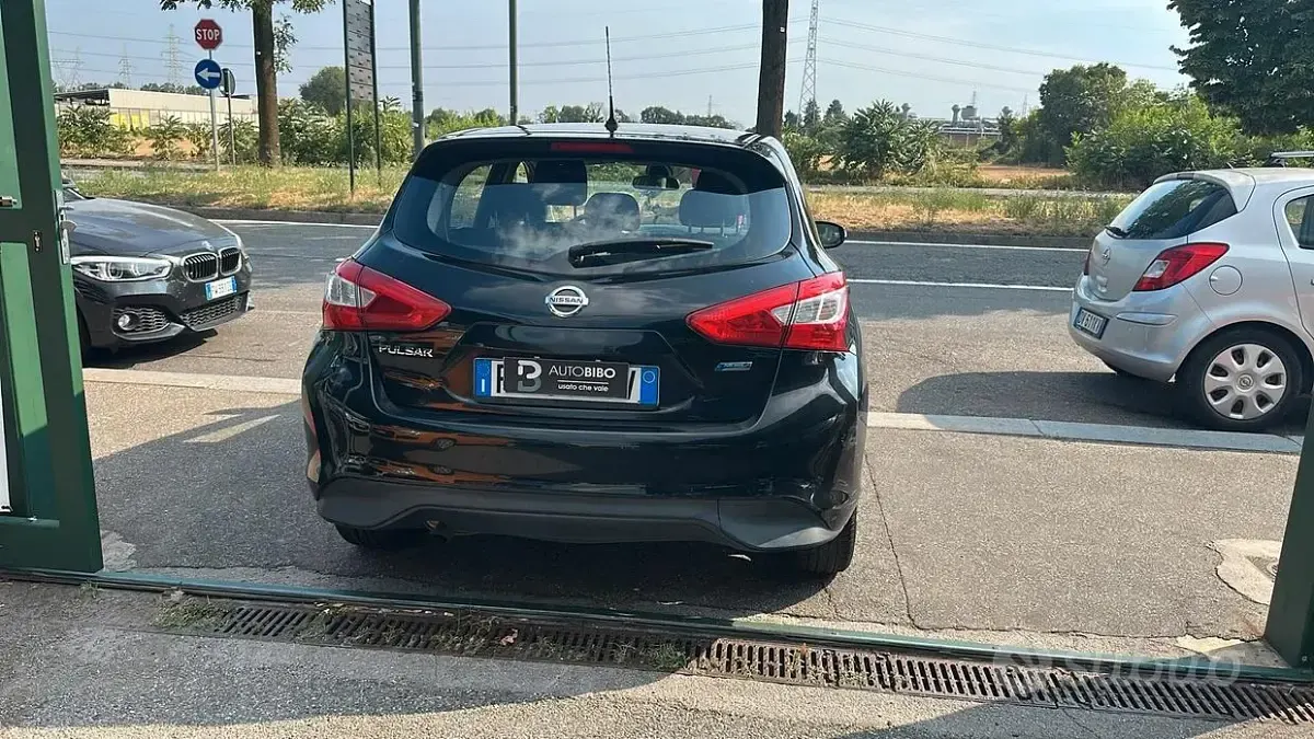 Usata Nissan Pulsar Tekna 110 CV (80 kW) 2015 Nero Utilitaria