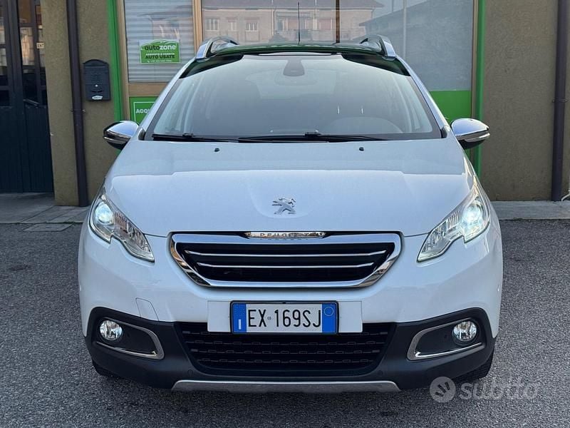 Usata Peugeot 2008 92 CV (67 kW) 2014 Bianco SUV