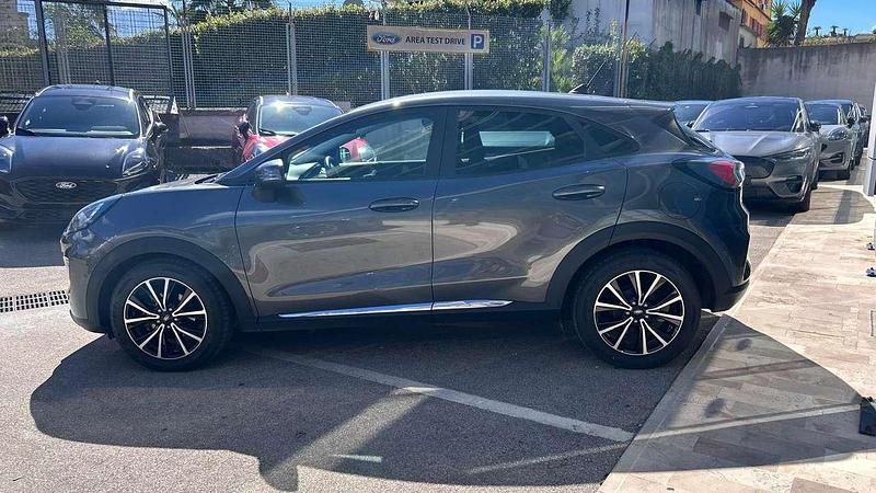 Usata Ford Puma Titanium 125 CV (91 kW) 2022 Magnetic grey SUV