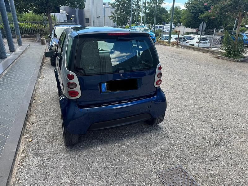 Usata Smart ForTwo Coupé 61 CV (44 kW) 2003 Blu Coupé
