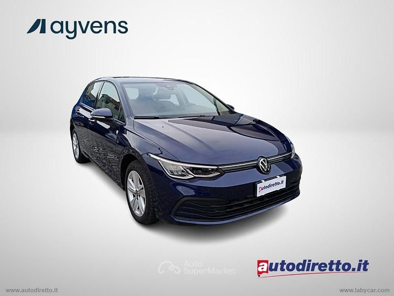 Usata VW Golf VIII Life 131 CV (96 kW) 2023 Blu Berlina