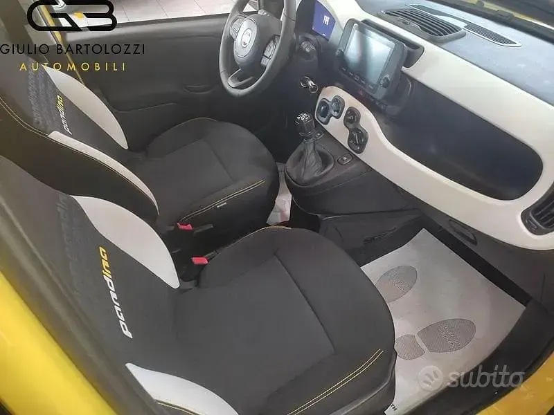 Usata Fiat Panda Cross Cross 70 CV (51 kW) 2025 Giallo Utilitaria
