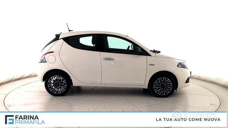 Usata Lancia Ypsilon 2024 Bianco Utilitaria