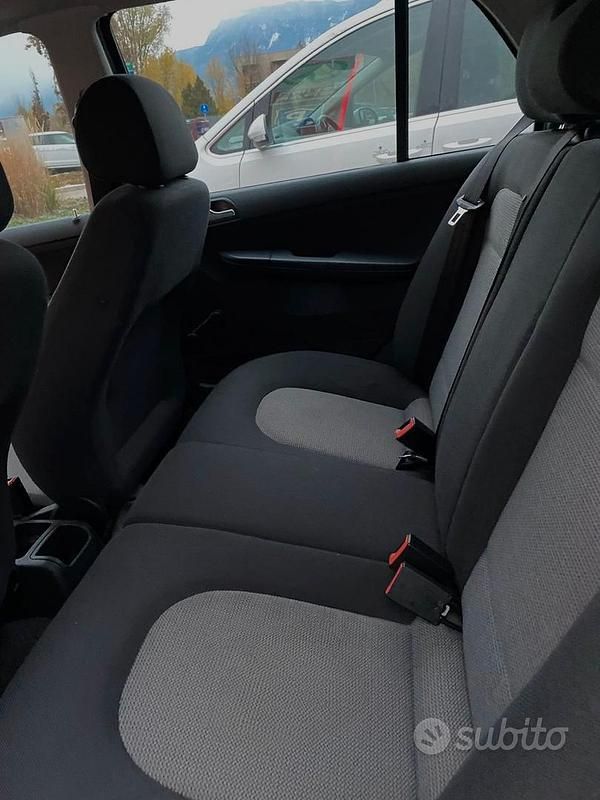 Usata Skoda Fabia 2004 Grigio